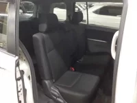 Toyota ISIS лот № 10256 оценка 3  с аукциона в Японии 9