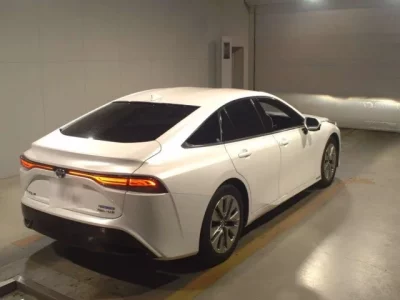 Toyota MIRAI  с аукциона в Японии