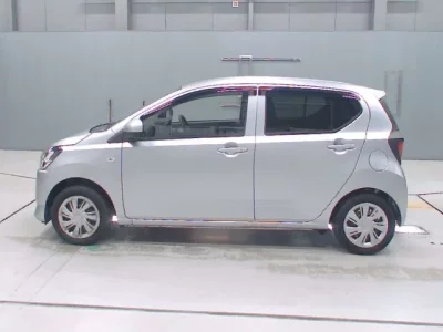 Daihatsu MIRA E S  с аукциона в Японии