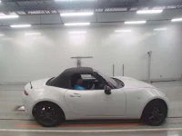 Mazda ROADSTER лот № 33176 оценка R  с аукциона в Японии 2