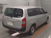 Toyota PROBOX лот № 30012 оценка 4  с аукциона в Японии 1