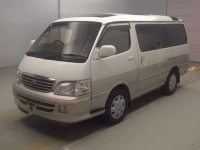 Toyota HIACE  с аукциона в Японии