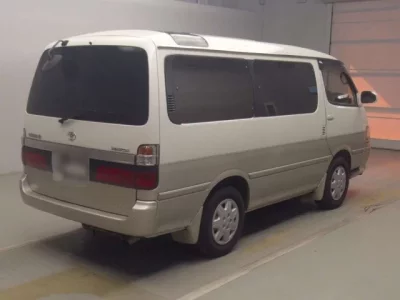 Toyota HIACE  с аукциона в Японии
