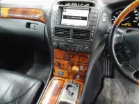 Toyota CELSIOR лот № 30023 оценка 3.5  с аукциона в Японии 8