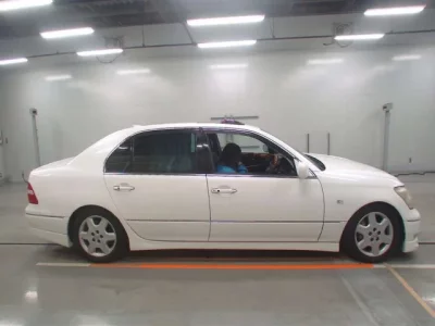 Toyota CELSIOR  с аукциона в Японии