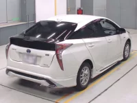 Toyota PRIUS лот № 30044 оценка 3.5  с аукциона в Японии 1