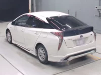 Toyota PRIUS лот № 30044 оценка 3.5  с аукциона в Японии 5