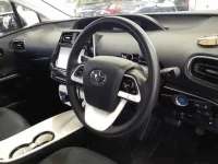 Toyota PRIUS лот № 30044 оценка 3.5  с аукциона в Японии 6