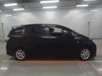 Toyota WISH лот № 30024 оценка 4  с аукциона в Японии 2