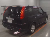 Nissan X-TRAIL лот № 30029 оценка 3.5  с аукциона в Японии 1