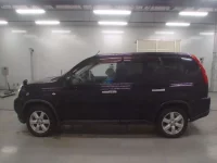 Nissan X-TRAIL лот № 30029 оценка 3.5  с аукциона в Японии 3