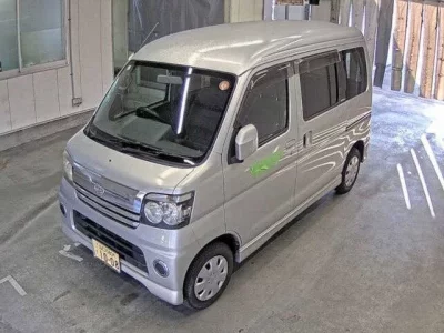 Daihatsu Atrai Wagon  с аукциона в Японии