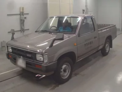 Nissan DATSUN PICKUP  с аукциона в Японии