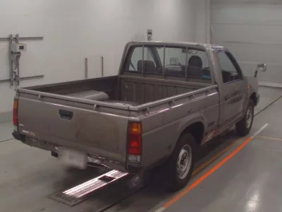 Nissan DATSUN PICKUP  с аукциона в Японии
