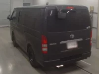 Toyota HIACE VAN лот № 30039 оценка RA  с аукциона в Японии 5
