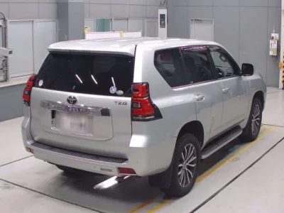 Toyota LAND CRUISER PRADO  с аукциона в Японии