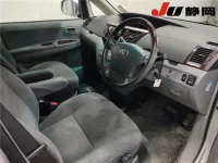 Toyota NOAH лот № 57 оценка 3.5  с аукциона в Японии 2