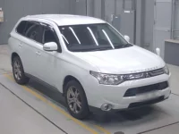 Mitsubishi OUTLANDER лот № 30057 оценка 3.5  с аукциона в Японии 4
