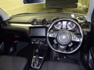 Suzuki SWIFT  с аукциона в Японии