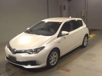 Toyota AURIS  с аукциона в Японии
