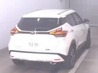 Nissan KICKS лот № 1002 оценка 6  с аукциона в Японии 3