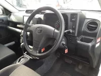 Toyota PROBOX лот № 30065 оценка 4  с аукциона в Японии 6
