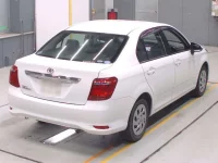 Toyota COROLLA AXIO лот № 30072 оценка 4  с аукциона в Японии 1