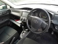 Toyota COROLLA AXIO лот № 30072 оценка 4  с аукциона в Японии 6