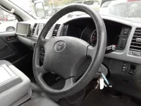 Toyota HIACE VAN лот № 30071 оценка 3.5  с аукциона в Японии 6