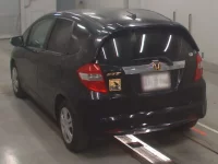Honda FIT лот № 10355 оценка 3  с аукциона в Японии 5