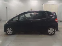 Honda FIT лот № 10355 оценка 3  с аукциона в Японии 3