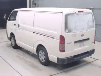 Toyota HIACE VAN лот № 30073 оценка 3.5  с аукциона в Японии 5