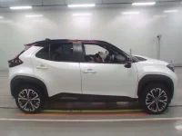 Toyota YARIS CROSS лот № 30056 оценка R  с аукциона в Японии 2