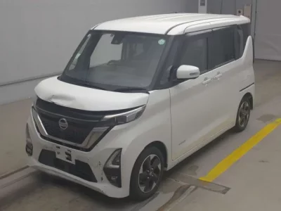 Nissan ROOX  с аукциона в Японии
