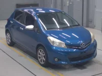 Toyota VITZ лот № 30078 оценка 3.5  с аукциона в Японии 4
