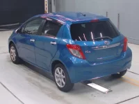 Toyota VITZ лот № 30078 оценка 3.5  с аукциона в Японии 5