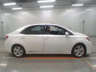 Lexus HS