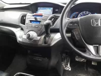Honda ODYSSEY лот № 10373 оценка 4  с аукциона в Японии 8