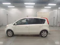 Nissan NOTE лот № 30065 оценка R  с аукциона в Японии 3