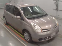 Nissan NOTE лот № 10383 оценка 4  с аукциона в Японии 4