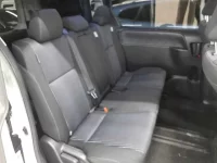 Toyota VOXY лот № 30071 оценка 4  с аукциона в Японии 9