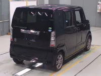 Honda N BOX лот № 30089 оценка 4  с аукциона в Японии 1