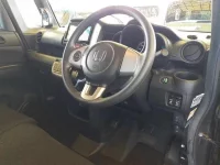 Honda N BOX лот № 30089 оценка 4  с аукциона в Японии 6