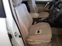Toyota LAND CRUISER PRADO лот № 30091 оценка 4.5  с аукциона в Японии 7