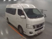 Nissan CARAVAN лот № 90050 оценка 4  с аукциона в Японии 4