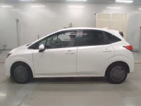 Nissan NOTE лот № 30075 оценка 6  с аукциона в Японии 3