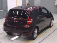 Nissan NOTE лот № 30093 оценка RA  с аукциона в Японии 1