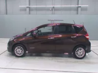 Nissan NOTE лот № 30093 оценка RA  с аукциона в Японии 3