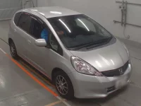 Honda FIT лот № 30073 оценка 3.5  с аукциона в Японии 4