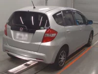 Honda FIT лот № 30073 оценка 3.5  с аукциона в Японии 1